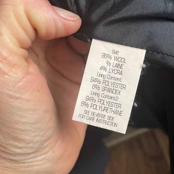 Theory blazer, size 6 - Picture 5 of 7